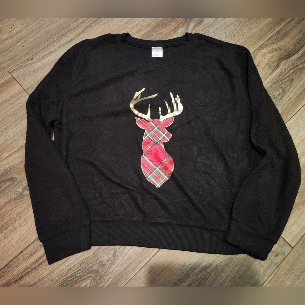 Christmas Plaid Sweater with‎ Metalic Gold Accents